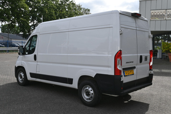 Fiat Ducato L2H2 2.2 MultiJet 140 pk 3.5t Camera, Cruise control, 270 Graden deuren