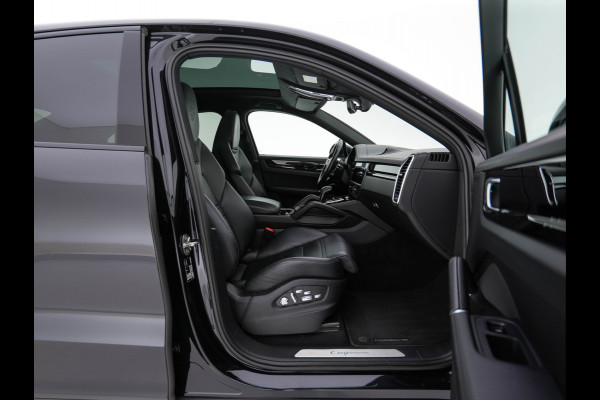 Porsche Cayenne 3.0 E-Hybrid (Plug-in) (INCL.BTW) *PANO | HEAD-UP | LEATHER | ADAPTIVE-CRUISE | FULL-LED | TOP-VIEW | BOSE-SOUND | MEMORY-PACK | SPORT-CHRONO | HEATED-COMFORTSEATS | KEYLESS | NAVI-FULLMAP | PRIVACY-GLASS |  22''AL