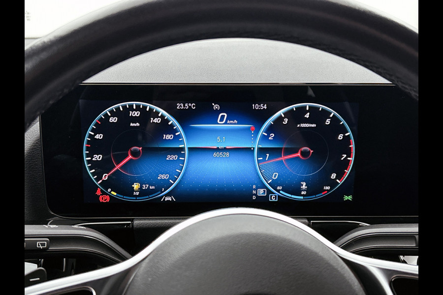 Mercedes-Benz B-Klasse 180 Business Solution Luxury Trekhaak | Parkeerpakket met achteruitrijcamera | Ledkoplampen | Sfeerverlichting | Stoelverwarming. Inclusief 24 maanden MB Certified garantie voor Europa.