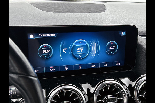 Mercedes-Benz B-Klasse 180 Business Solution Luxury Trekhaak | Parkeerpakket met achteruitrijcamera | Ledkoplampen | Sfeerverlichting | Stoelverwarming. Inclusief 24 maanden MB Certified garantie voor Europa.