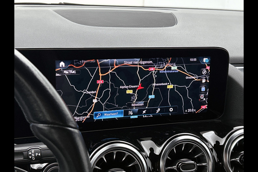Mercedes-Benz B-Klasse 180 Business Solution Luxury Trekhaak | Parkeerpakket met achteruitrijcamera | Ledkoplampen | Sfeerverlichting | Stoelverwarming. Inclusief 24 maanden MB Certified garantie voor Europa.