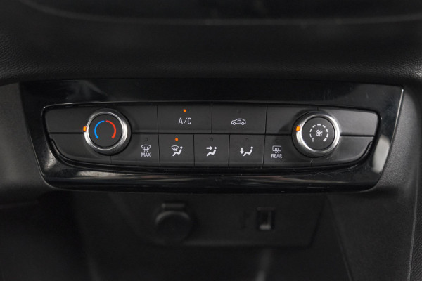 Opel Corsa 1.2 Edition | Parkeersensoren | Apple Carplay | Edition+ Pakket