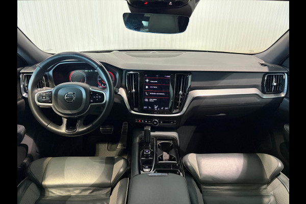 Volvo V60 T6 Aut. Long Range R-Design ACC Trekhaak 360camera 405pk