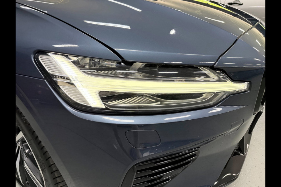 Volvo V60 2.0 T6 AWD R-Design LONG-RANGE BLACK-LINE PANO/LEDER/H-UP/H&K/STOEL-M/ADAPT-CRUISE/DAB/CARPLAY/CAM///