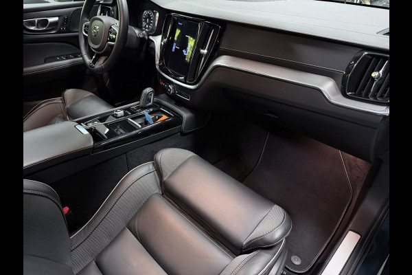 Volvo V60 2.0 T6 AWD R-Design LONG-RANGE BLACK-LINE PANO/LEDER/H-UP/H&K/STOEL-M/ADAPT-CRUISE/DAB/CARPLAY/CAM///