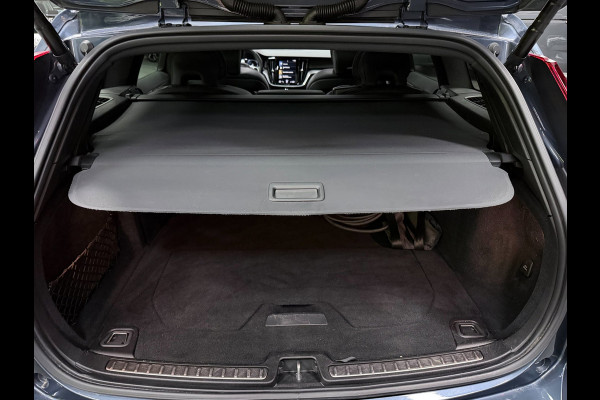 Volvo V60 2.0 T6 AWD R-Design LONG-RANGE BLACK-LINE PANO/LEDER/H-UP/H&K/STOEL-M/ADAPT-CRUISE/DAB/CARPLAY/CAM///