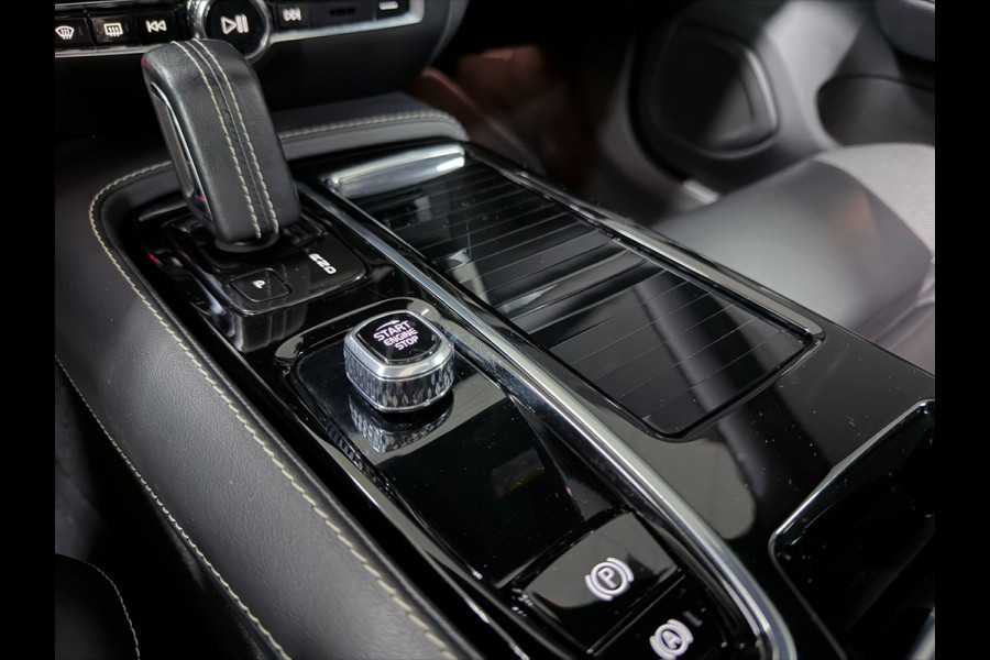 Volvo V60 2.0 T6 AWD R-Design LONG-RANGE BLACK-LINE PANO/LEDER/H-UP/H&K/STOEL-M/ADAPT-CRUISE/DAB/CARPLAY/CAM///