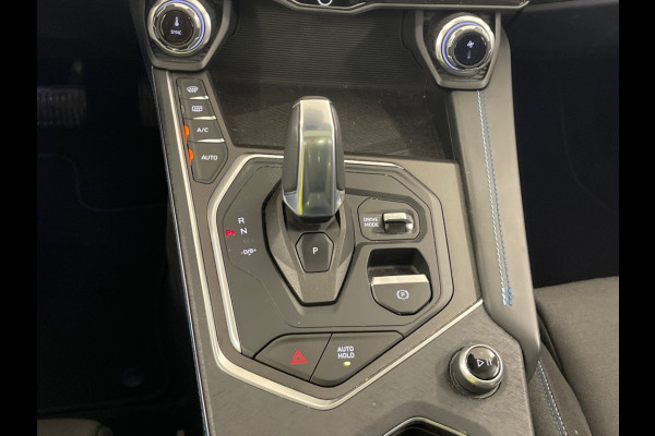 Lynk & Co 01 1.5 PHEV 262PK Adapt.Cruise 360° Cam Carplay Plug-in Stoelverw Vol opties!