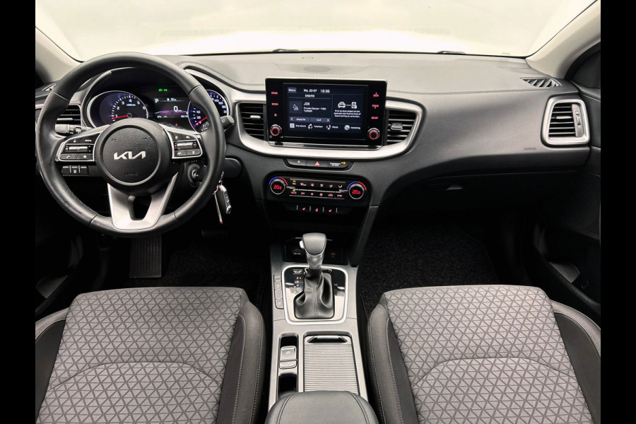 Kia Ceed Sportswagon 1.5 T-GDi Dynamicline | Fabrieksgarantie | Apple/Carplay | Camera | 160PK