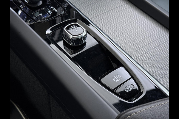 Volvo XC60 2.0 T6 Plug-in hybrid AWD Plus Black Edition TOPSTAAT! | DEALER ONDERHOUDEN | 100% ONGEVAL VERLEDEN VRIJ | TREKHAAK | HARMAN KARDON | 360 CAMERA| MEMORY STOELEN| ACHTERBANK VERWARMD|
