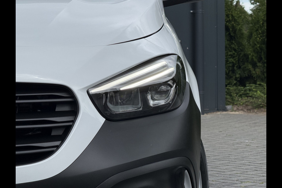 Mercedes-Benz eCitan 112 Pro L2H1 / 51 kWh / 6.716 KM / LED HIGH PERFORMANCE KOPLAMPEN / CAMERA / ECC / TREKHAAK / STOELVERW