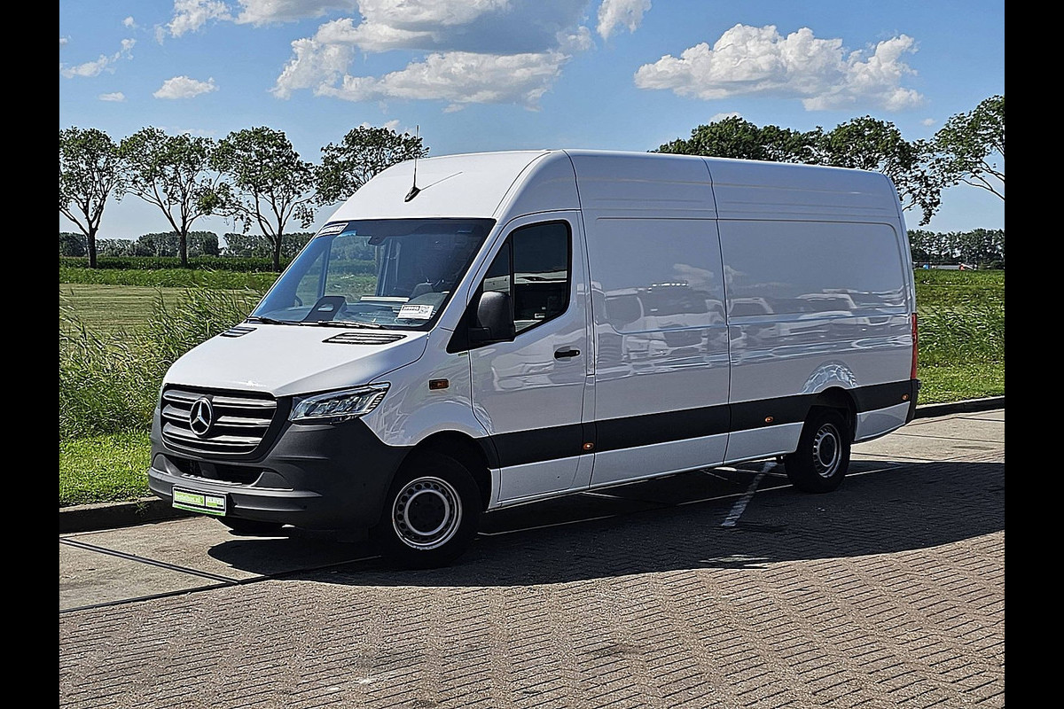 Mercedes-Benz Sprinter 317 L3H2 Pro Led Mbux 10 Cruise Camera