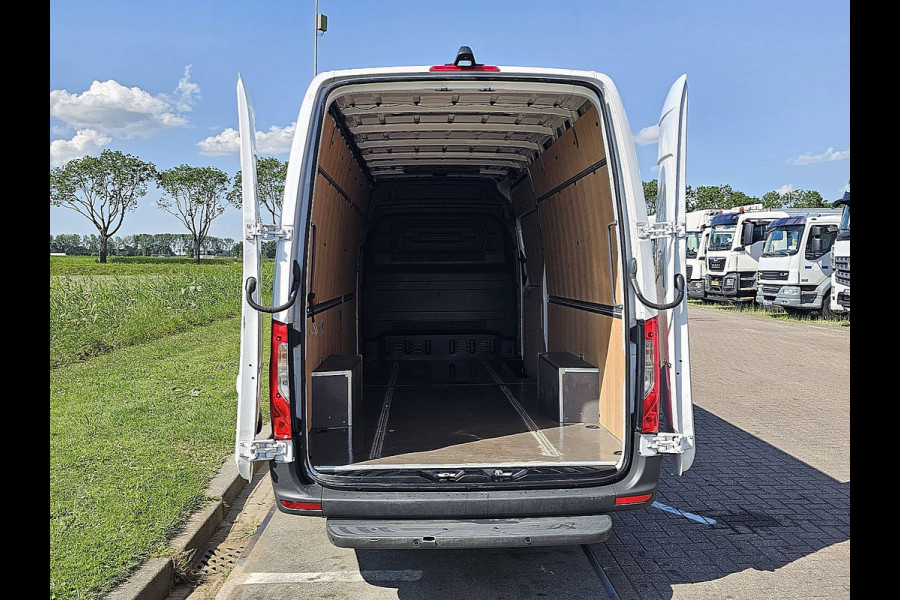 Mercedes-Benz Sprinter 317 L3H2 Pro Led Mbux 10 Cruise Camera