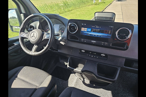 Mercedes-Benz Sprinter 317 L3H2 Pro Led Mbux 10 Cruise Camera