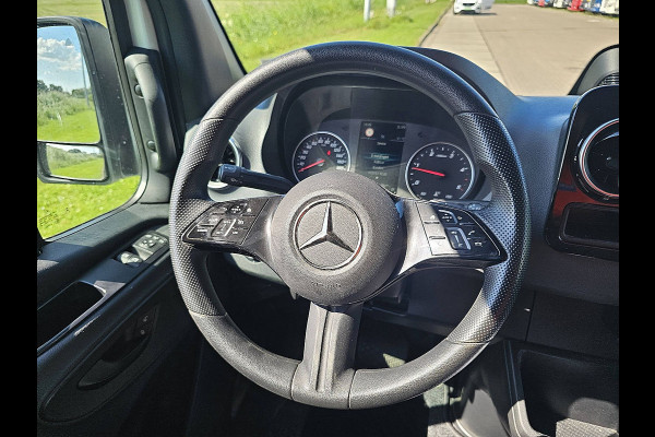 Mercedes-Benz Sprinter 317 L3H2 Pro Led Mbux 10 Cruise Camera