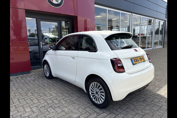 Fiat 500 RED 24 kWh | Climate Control | Navigatie | Apple/Android CarPlay