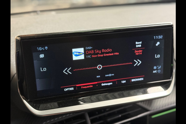 Peugeot 2008 1.2 PureTech GT | Automaat | Camera | Cruise | CarPlay | Navi
