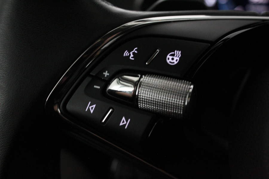 Škoda Octavia 1.5 e-TSI Tour Editie > Trekhaak/ACC/18 inch/Keyless/All season banden