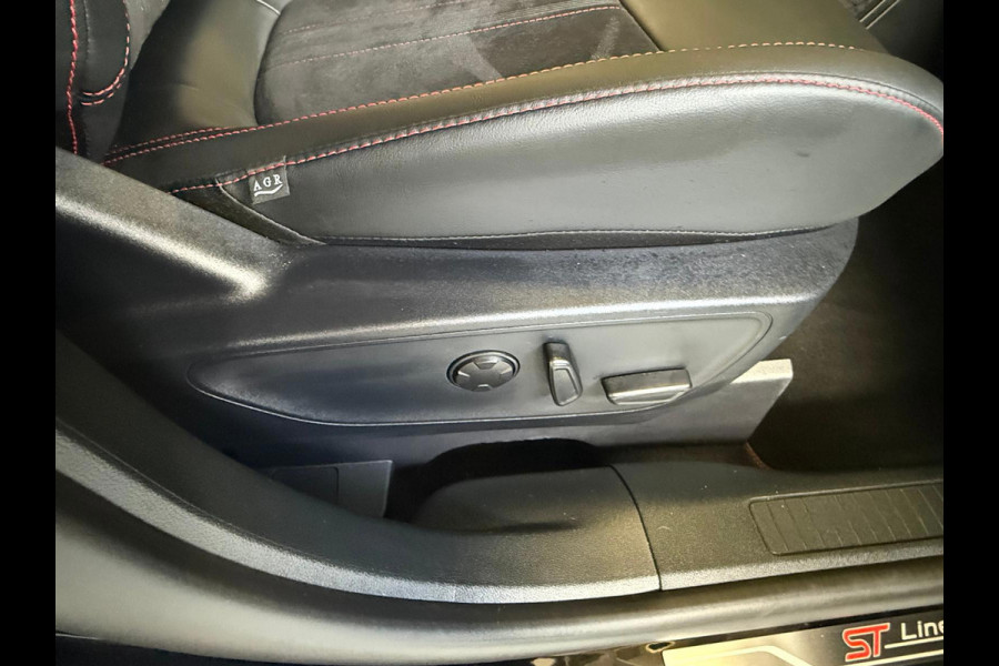 Ford Kuga 2.5 FHEV ST-LINE X Camera, Heads Up Display, carplay, Stoel/Stuurwielverwarmig