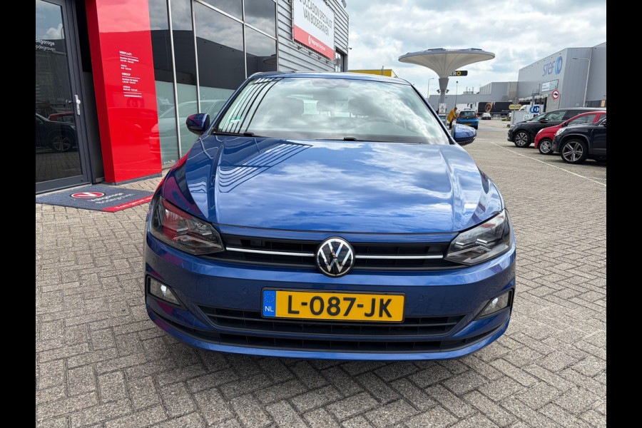 Volkswagen Polo 1.0 TSI Comfortline Business / carplay