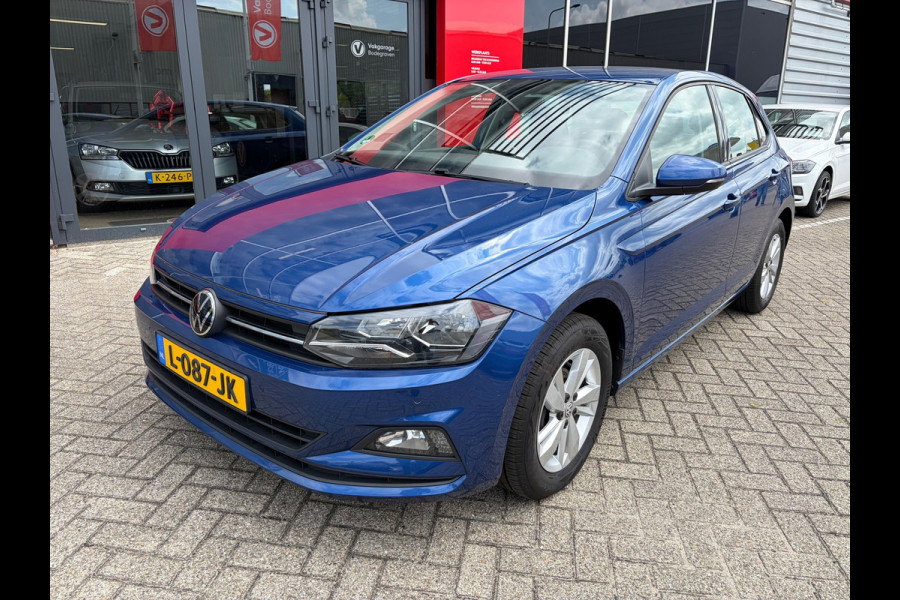 Volkswagen Polo 1.0 TSI Comfortline Business / carplay