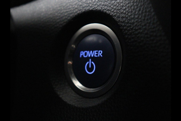 Toyota Corolla 1.8 Hybrid Active | Stoelverwarming | Adaptive cruise | Camera | Navigatie | Parkeerhulp | Bluetooth | Lane assist | Climate control