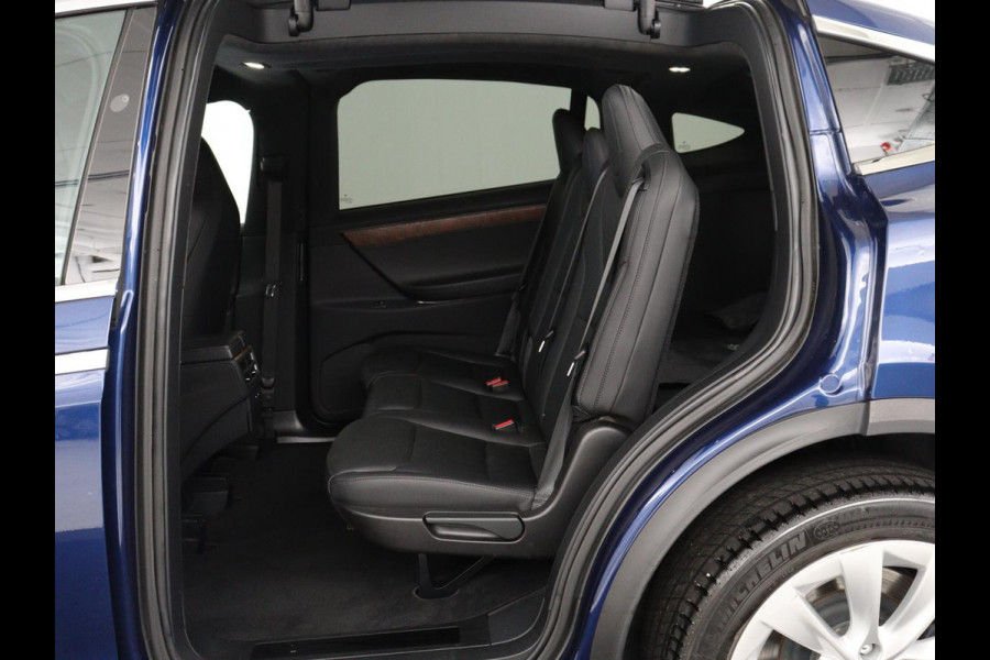 Tesla Model X Long Range | SOH 100% | Panoramadak | Trekhaak | 360 Camera | Stoel & Stuurverwarming | Adaptive cruise | Navigatie | DAB+ | Bluetooth | Climate control | Self-driving | Sfeerverlichting