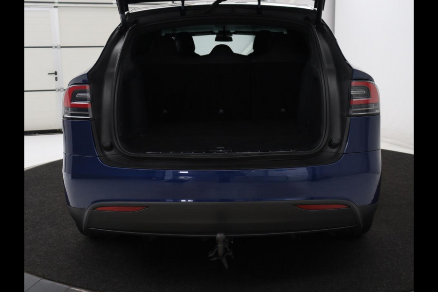 Tesla Model X Long Range | SOH 100% | Panoramadak | Trekhaak | 360 Camera | Stoel & Stuurverwarming | Adaptive cruise | Navigatie | DAB+ | Bluetooth | Climate control | Self-driving | Sfeerverlichting