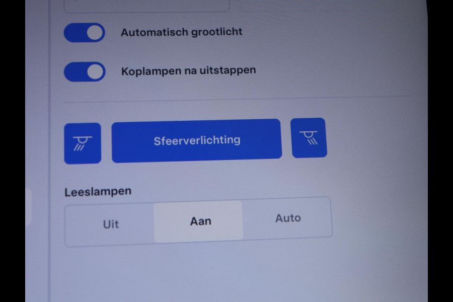 Tesla Model X Long Range | SOH 100% | Panoramadak | Trekhaak | 360 Camera | Stoel & Stuurverwarming | Adaptive cruise | Navigatie | DAB+ | Bluetooth | Climate control | Self-driving | Sfeerverlichting