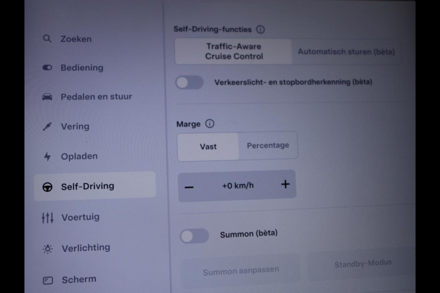 Tesla Model X Long Range | SOH 100% | Panoramadak | Trekhaak | 360 Camera | Stoel & Stuurverwarming | Adaptive cruise | Navigatie | DAB+ | Bluetooth | Climate control | Self-driving | Sfeerverlichting