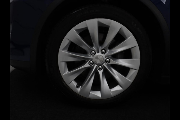 Tesla Model X Long Range | SOH 100% | Panoramadak | Trekhaak | 360 Camera | Stoel & Stuurverwarming | Adaptive cruise | Navigatie | DAB+ | Bluetooth | Climate control | Self-driving | Sfeerverlichting