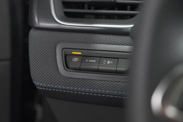 Renault Captur 1.8 E-Tech full hybrid 160 esprit Alpine | Rondom Camerazicht | Dodehoekdetectie | Adaptieve Cruise Control