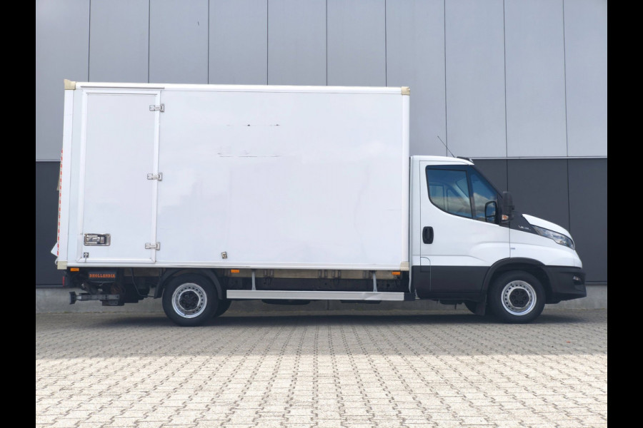 Iveco Daily 35S14V BAKWAGEN MET LAADKLEP AIRCO CAMERA