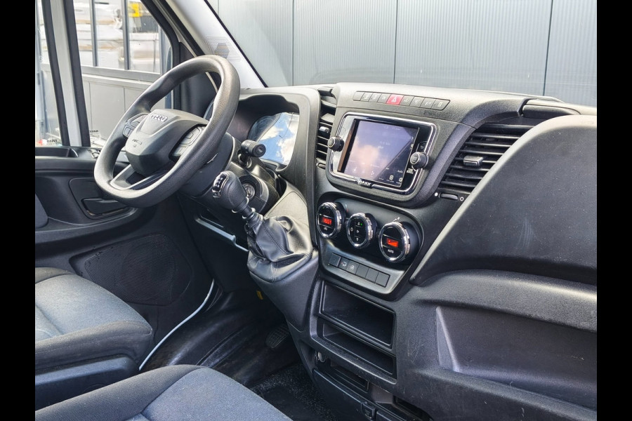 Iveco Daily 35S14V BAKWAGEN MET LAADKLEP AIRCO CAMERA