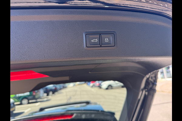 Audi A3 Sportback 40 TFSI e 3X S Line Pano Leder Massage Elektr stoelen