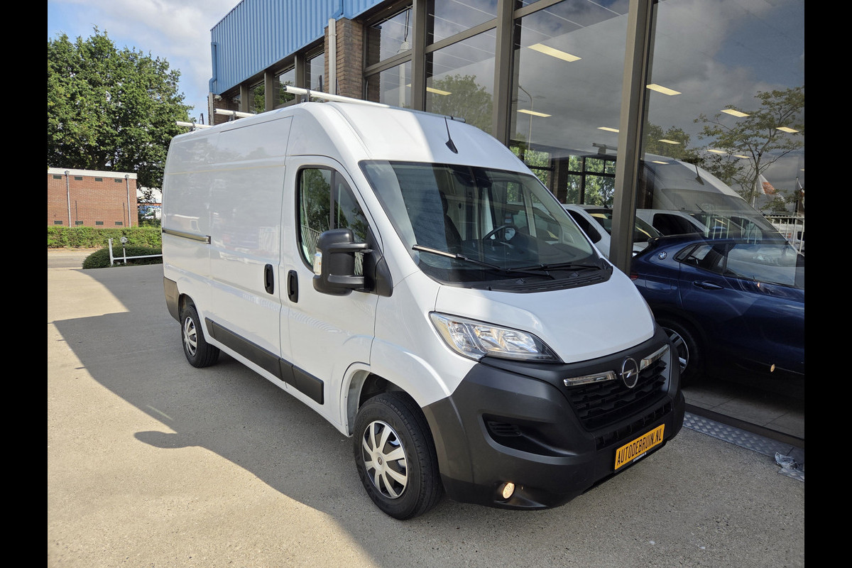 Peugeot Boxer / Opel Movano 103Kw/140Pk L2H2 Links & Rechts Schuifdeur Airco Cruisecontrol 2500Kg Trekhaak