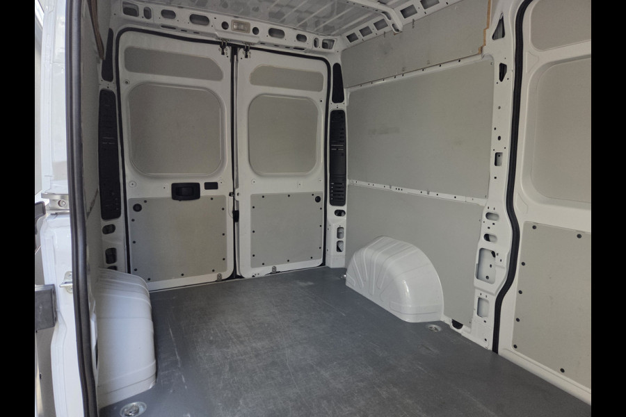 Peugeot Boxer / Opel Movano 103Kw/140Pk L2H2 Links & Rechts Schuifdeur Airco Cruisecontrol 2500Kg Trekhaak