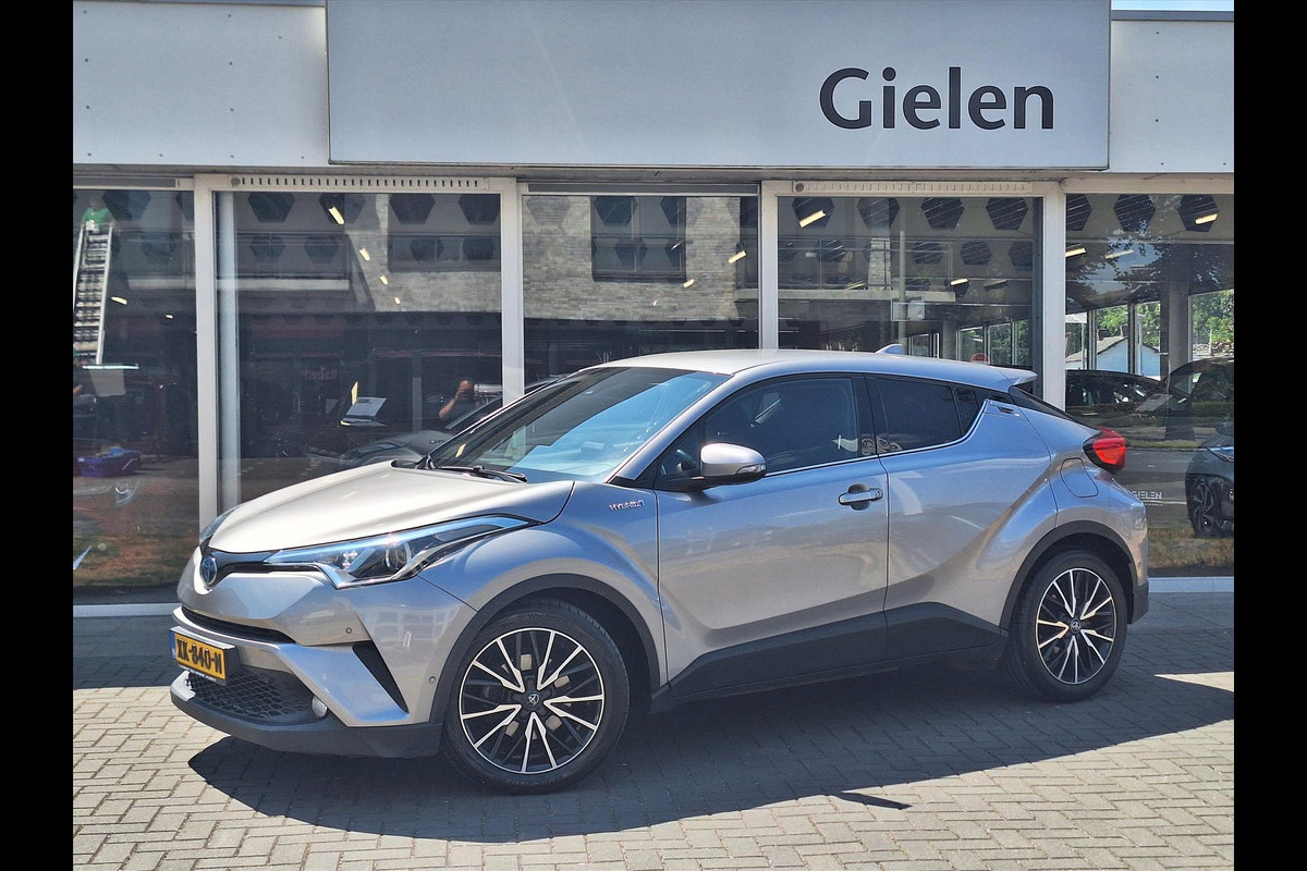 Toyota C-HR 1.8 Hybrid Style | Dodehoekherkenning, Navigatie, Parkeersensoren, Stoel + Stuurverwarming, DAB, Keyless, 18 inch