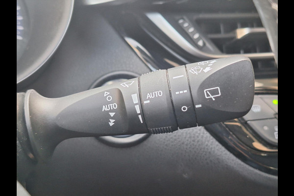 Toyota C-HR 1.8 Hybrid Style | Dodehoekherkenning, Navigatie, Parkeersensoren, Stoel + Stuurverwarming, DAB, Keyless, 18 inch