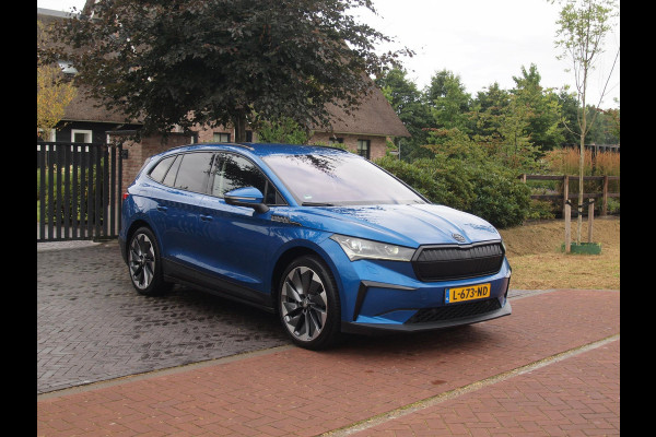 Škoda ENYAQ iV 80 First Edition | SOH 90% | Camera | Trekhaak | Leer | Warmtepomp | Sfeerverlichting | Apple Carplay |