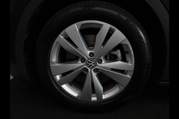 Volkswagen ID.4 Pro Business 79 kWh 286PK | 5 jaar fabrieksgarantie | Navigatie | Warmtepomp | Trekhaak | Keyless entry |