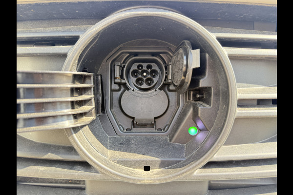 Mercedes-Benz eCitan 112 51kWh L2 285 WLTP 98,1% (SOH) Camera MBUX Trekhaak 75kW Snelladen Apple Carplay Cruise Control