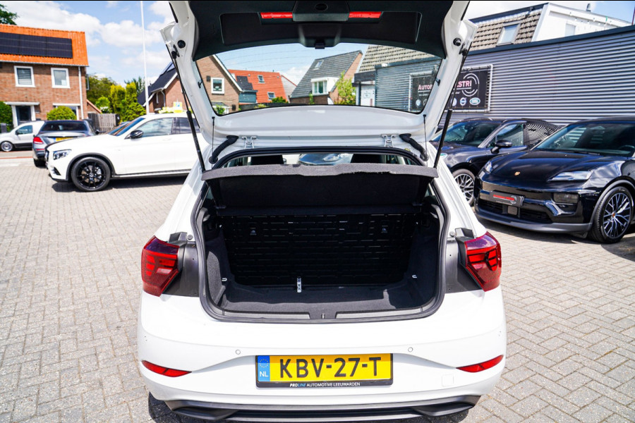 Volkswagen Polo 1.0 MPI Polo | Stoelverwarming | Apple Carplay | Elektrisch bedienbare ramen | Multifunctioneel stuurwiel