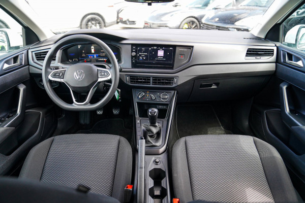 Volkswagen Polo 1.0 MPI Polo | Stoelverwarming | Apple Carplay | Elektrisch bedienbare ramen | Multifunctioneel stuurwiel