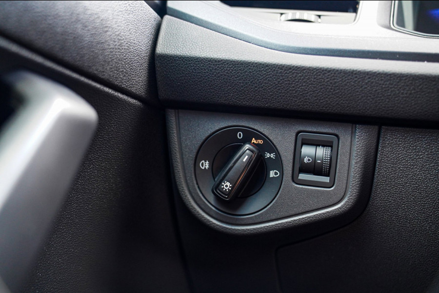 Volkswagen Polo 1.0 MPI Polo | Stoelverwarming | Apple Carplay | Elektrisch bedienbare ramen | Multifunctioneel stuurwiel