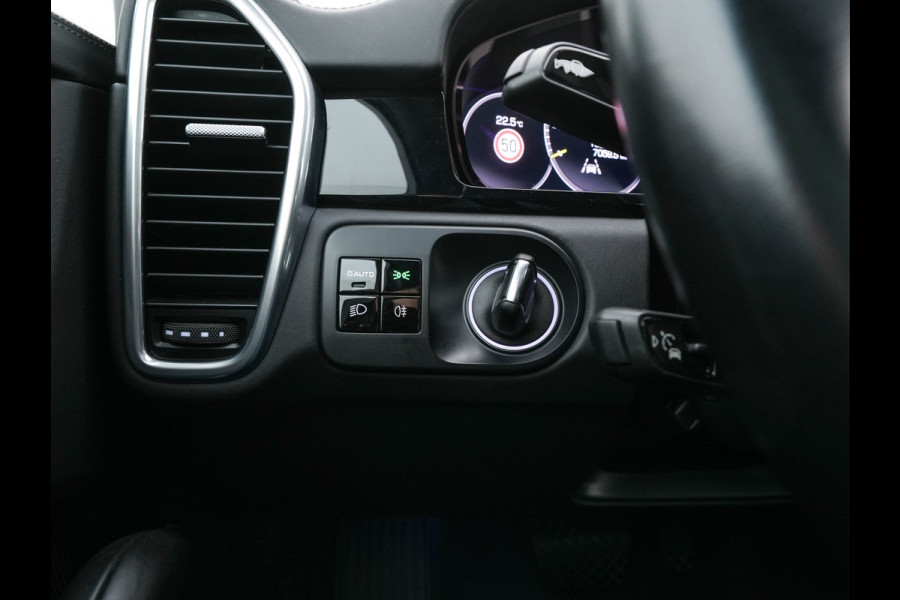 Porsche Cayenne 3.0 E-Hybrid (Plug-in) (INCL.BTW) *PANO | HEAD-UP | LEATHER | ADAPTIVE-CRUISE | FULL-LED | TOP-VIEW | BOSE-SOUND | MEMORY-PACK | SPORT-CHRONO | HEATED-COMFORTSEATS | KEYLESS | NAVI-FULLMAP | PRIVACY-GLASS |  22''AL