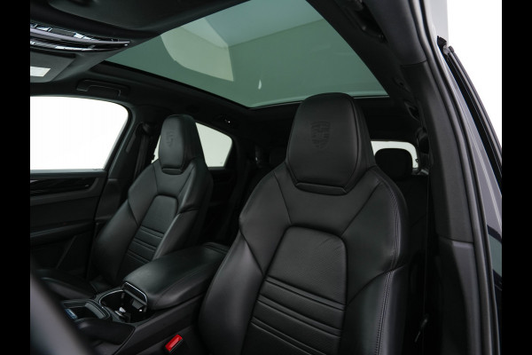 Porsche Cayenne 3.0 E-Hybrid (Plug-in) (INCL.BTW) *PANO | HEAD-UP | LEATHER | ADAPTIVE-CRUISE | FULL-LED | TOP-VIEW | BOSE-SOUND | MEMORY-PACK | SPORT-CHRONO | HEATED-COMFORTSEATS | KEYLESS | NAVI-FULLMAP | PRIVACY-GLASS |  22''AL