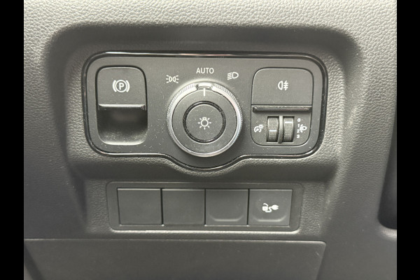 Mercedes-Benz eCitan 112 51kWh L2 285 WLTP 95% (SOH) Camera MBUX Trekhaak 75kW Snelladen Apple Carplay Cruise Control