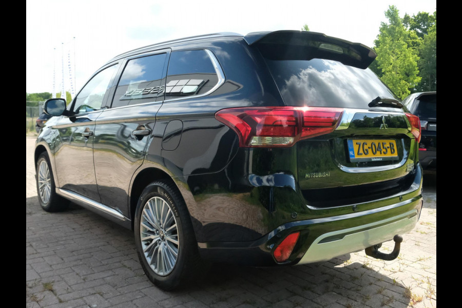 Mitsubishi Outlander 2.4 PHEV Instyle |135 PK | Panoramadak | Elektrische klep |