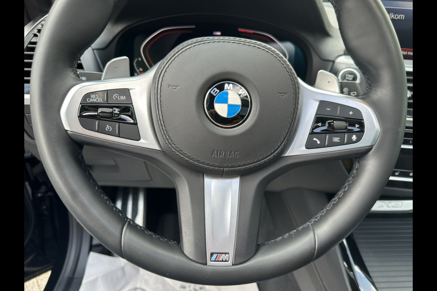 BMW X3 sDrive20i Launch Edition High Executive M SPORT PANORAMADAK LEDER NAVIGATIE TREKHAAK AFNEEMBAAR